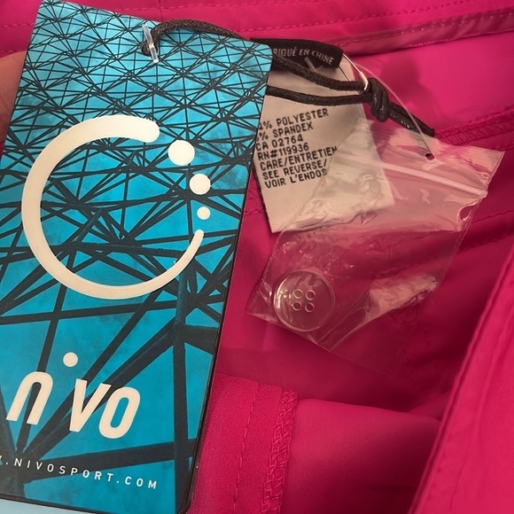 Nivo Golf shorts pink women’s size 6 NWT - Picture 6 of 7